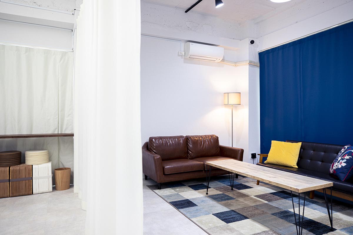 メイクルーム (LEDドレッサー完備)